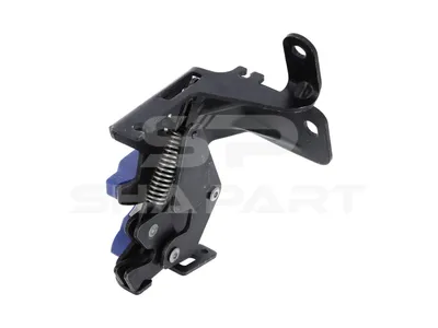 1.52013 Engine hood slot, right