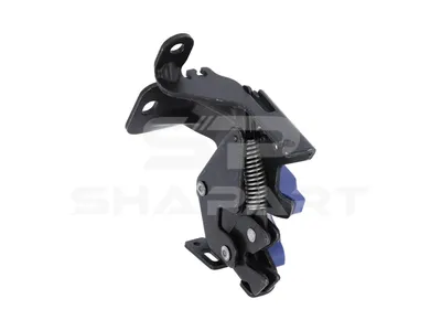 1.52015 Engine hood slot, left