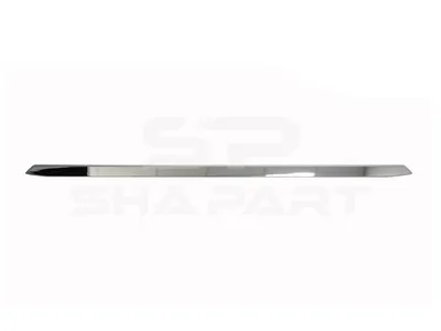 2.00313 Cover moulding, emblem, lower