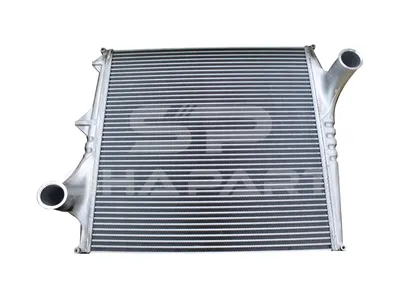 2.15335 Intercooler, L: 885 mm, W: 912 mm, T: 62 mm