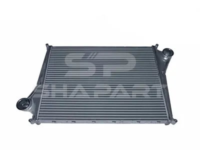 2.15989 Intercooler, L: 945 mm, W: 726 mm, T: 68 mm