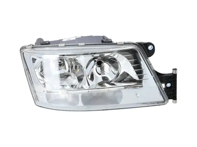 3.32500 Headlamp, right, 24 V, H7