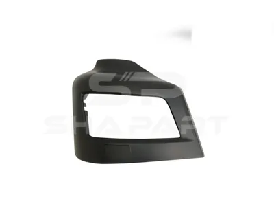 3.81281 Bumper cover, right