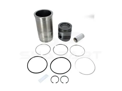 4.00467 Piston with liner