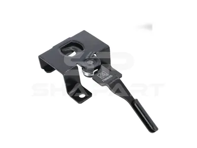 4.00553 Engine hood slot, right