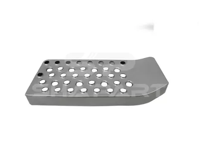 4.62473 Step, lower, right