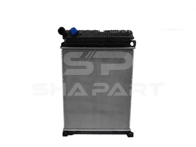 4.63712 Radiator, L: 815 mm, W: 668 mm, T: 42 mm