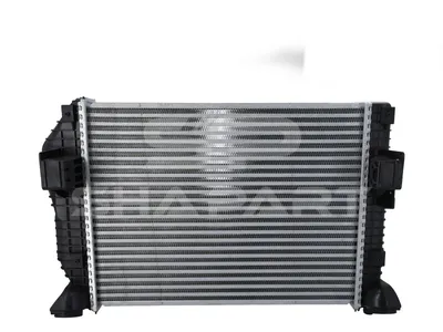 4.63717 Intercooler, L: 572 mm, W: 432 mm, T: 52 mm