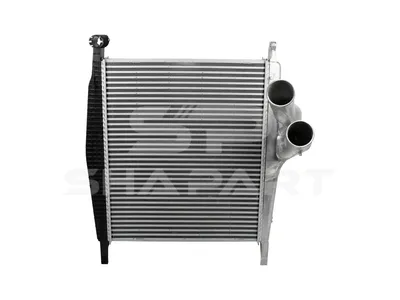 4.63718 Intercooler, L: 596 mm, W: 711 mm, T: 64 mm