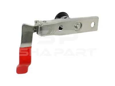 4.68421 Engine hood slot