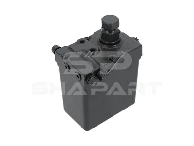 4.69405 Cabin tilt pump, 650 ml, M10 x 1,5, M12 x 1,5, L: 130 mm, W: 86 mm, H: 147 mm