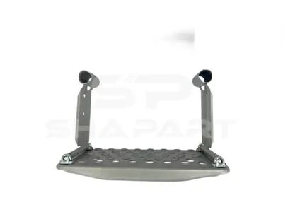 4.70405 Step, right