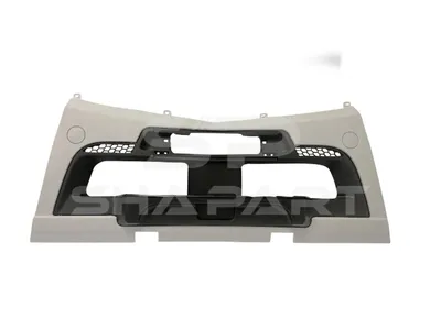 4.71142 Bumper, center