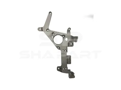 4.71193 Bumper bracket, right