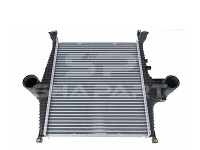 4.71481 Intercooler, L: 595 mm, W: 672 mm, T: 50 mm