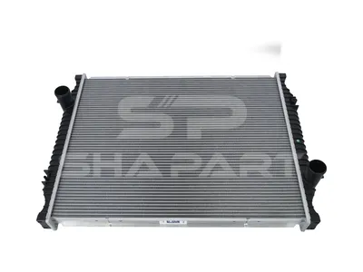 6.00327 Radiator, L: 715 mm, W: 545 mm, T: 48 mm