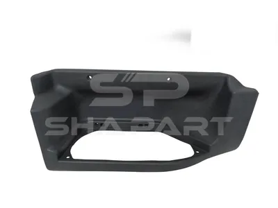 6.70101 Step well case, right