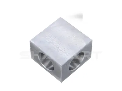 7.38137 Housing, Spider