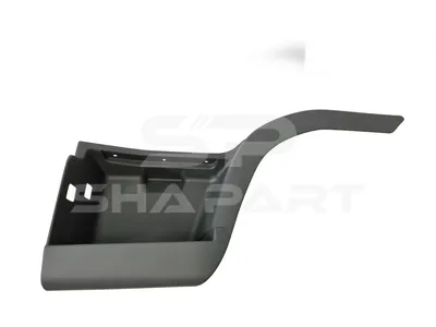 7.72029 Step well case, left