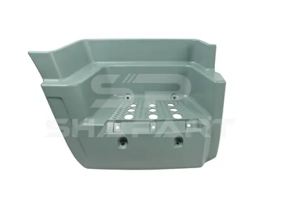 7.75017 Step well case, right